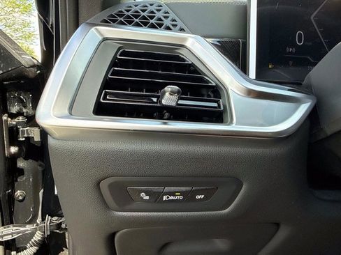 New 2026 BMW X6 xDrive40i w/ Climate Comfort Package AWD/4WD image 37