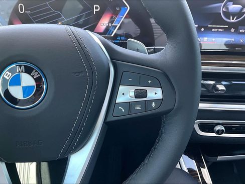 Used 2026 BMW X5 xDrive50e w/ Premium Package AWD/4WD image 21