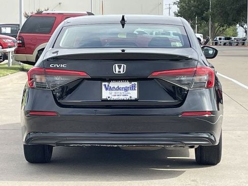 Used 2024 Honda Civic LX image 5