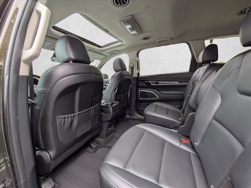 Used 2020 Kia Telluride S image 19