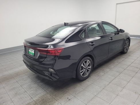 Used 2023 Kia Forte LXS FWD image 9