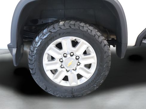 Used 2024 Chevrolet Silverado 2500 High Country w/ High Country Premium Package AWD/4WD image 36