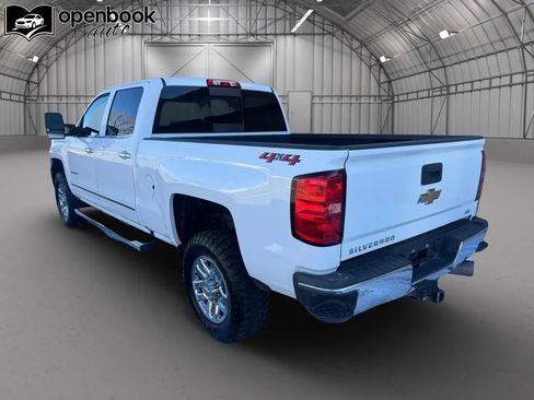 Used 2018 Chevrolet Silverado 3500 LTZ image 7