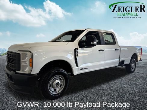 Used 2023 Ford F250 XL AWD/4WD image 2