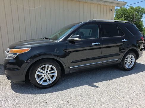 Used 2013 Ford Explorer XLT FWD image 12