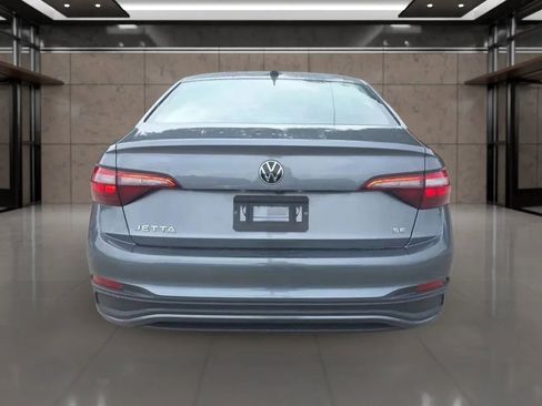 Used 2022 Volkswagen Jetta SE image 7