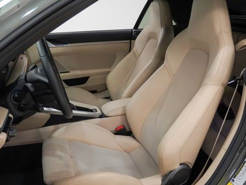 Certified 2022 Porsche 911 Carrera S image 5