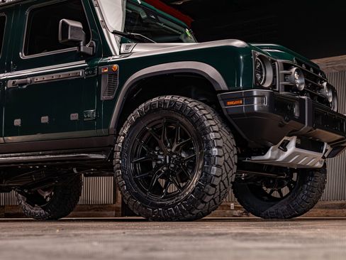 Used 2025 INEOS Grenadier Fieldmaster Edition image 14