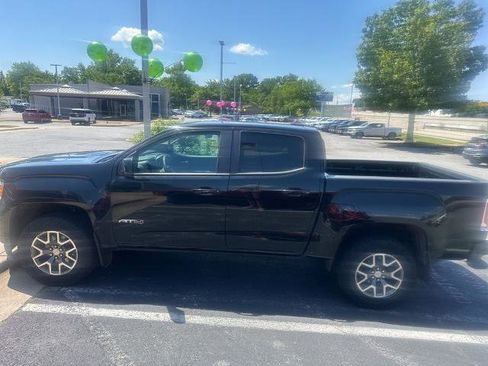 Used 2022 GMC Canyon AT4 AWD/4WD image 8