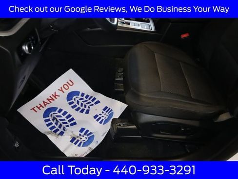 Used 2023 Ford Explorer XLT image 29