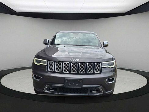 Used 2020 Jeep Grand Cherokee Overland AWD/4WD image 3