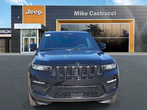 New 2025 Jeep Grand Cherokee Limited w/ Black Appearance Package image 2