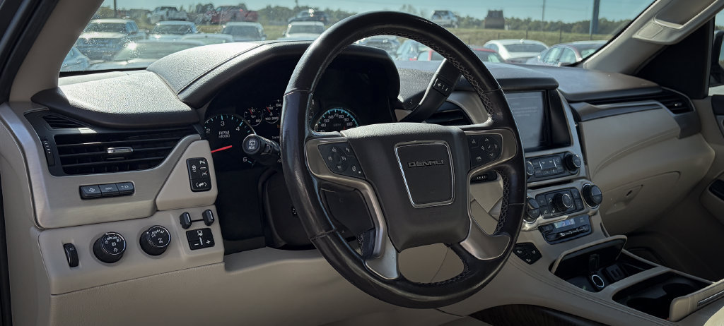 Used 2019 GMC Yukon Denali w/ Open Road Package AWD/4WD image 2