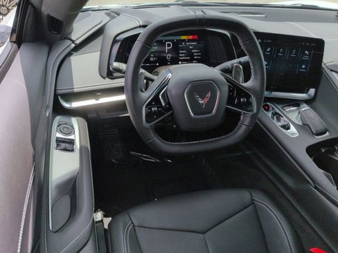 Used 2024 Chevrolet Corvette Stingray Coupe w/ Z51 Performance Package RWD image 15