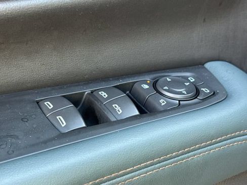 Used 2026 GMC Yukon XL AT4 w/ AT4 Premium Plus Package AWD/4WD image 22