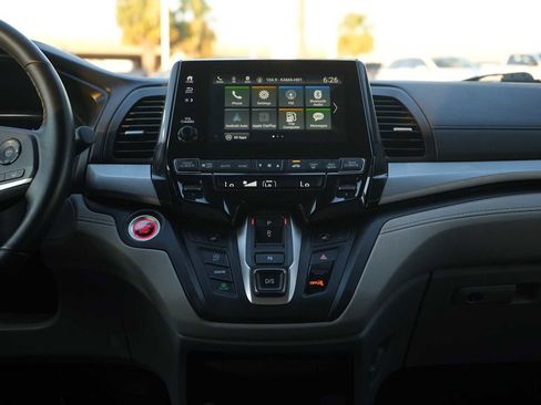 Used 2024 Honda Odyssey EX-L image 16