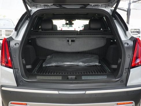 Used 2024 Cadillac XT5 Premium Luxury image 27