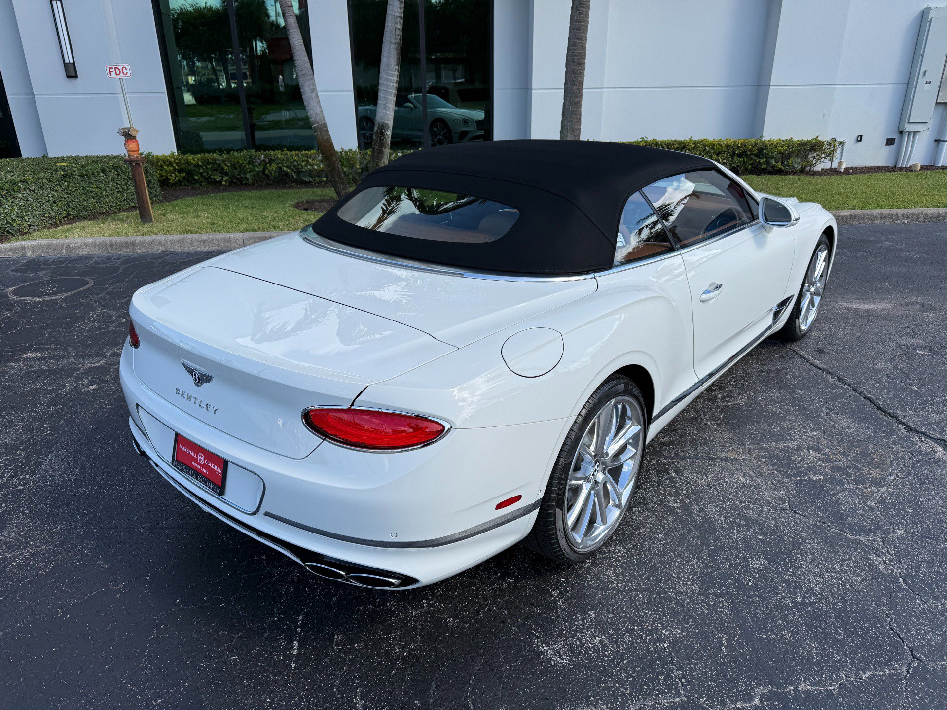 Used 2024 Bentley Continental GT Mulliner AWD/4WD image 9