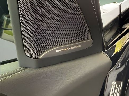 Used 2026 BMW X7 xDrive40i w/ M Sport Package image 26