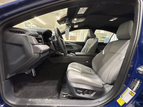 New 2026 Toyota Camry SE AWD/4WD image 18