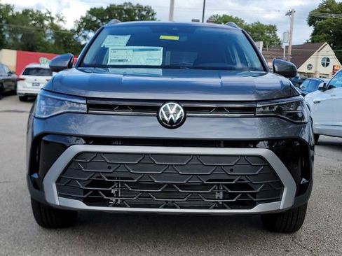 New 2025 Volkswagen Taos SE image 9