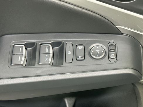 Used 2023 Acura Integra image 16