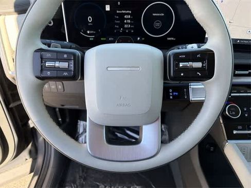 Certified 2025 Hyundai Santa Fe Calligraphy image 24