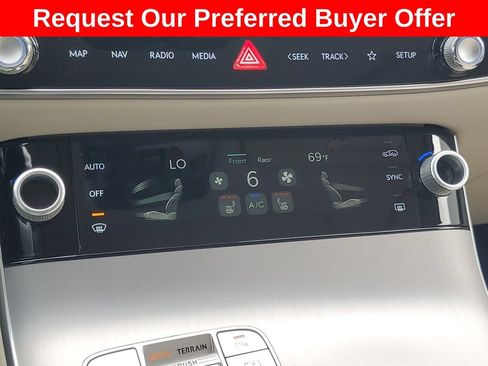 New 2026 Genesis GV70 2.5T Select AWD/4WD image 25