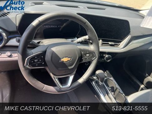 Used 2024 Chevrolet Trax LT w/ Driver Confidence Package FWD image 7