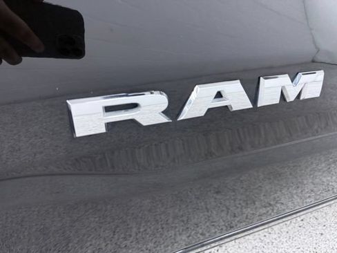 Used 2023 RAM 1500 Laramie AWD/4WD image 10