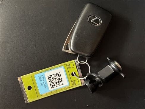 Used 2019 Lexus NX 300 FWD image 36