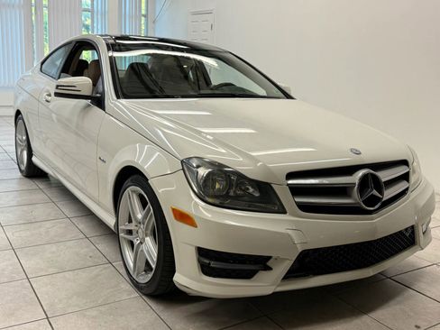 Used 2012 Mercedes-Benz C 250 C 250 Coupe 2D image 1