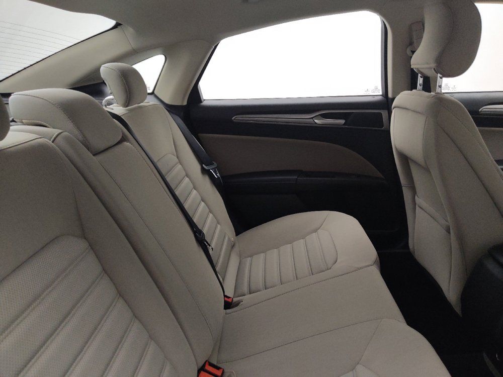 Used 2018 Ford Fusion S FWD image 19