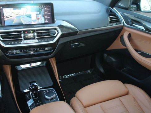 Used 2024 BMW X4 M40i image 31