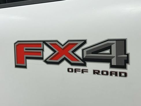 New 2026 Ford F250 XLT w/ FX4 Off-Road Package AWD/4WD image 30