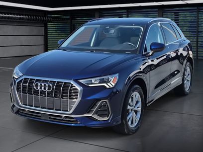 Certified 2025 Audi Q3 2.0T Premium w/ Convenience Package