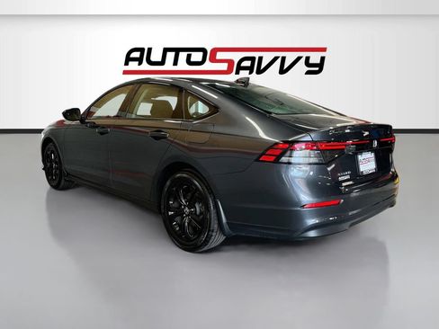 Used 2025 Honda Accord SE image 5