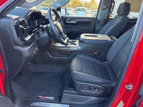 Used 2022 Chevrolet Silverado 1500 RST w/ Z71 Off-Road Package image 23