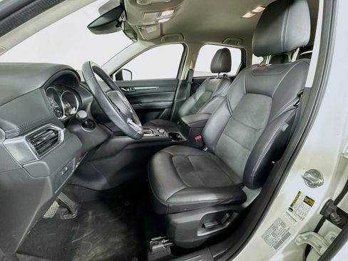 Used 2020 MAZDA CX-5 Touring image 12