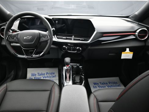 New 2026 Chevrolet Trax RS w/ Sunroof Package FWD image 18