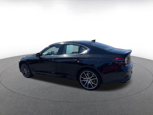 Used 2025 Genesis G70 2.5T image 10