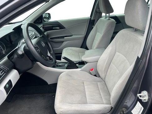 Used 2015 Honda Accord EX image 10