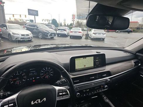 Used 2022 Kia Telluride SX w/ SX Prestige Package image 29