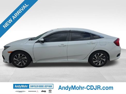 Used 2017 Honda Civic EX image 2