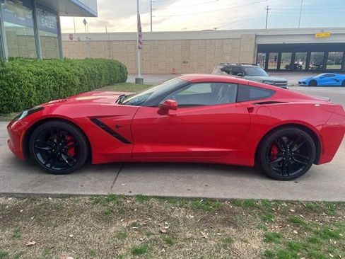 Used 2019 Chevrolet Corvette 1LT w/ Carbon Flash Badge Package image 5