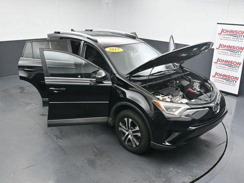Used 2017 Toyota RAV4 LE w/ All Weather Liner Package FWD image 39