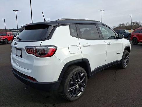 New 2026 Jeep Compass Limited w/ Sun, Sound & Navigation Group image 10