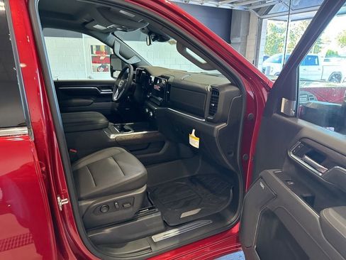 New 2026 GMC Sierra 2500 SLT image 12