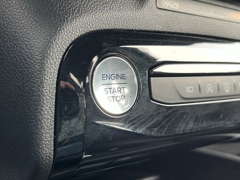 Used 2025 Ford Escape ST-Line Select w/ Tech Pack #2 AWD/4WD image 38