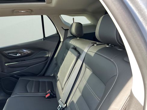 Used 2024 GMC Terrain Denali w/ Denali Premium Package image 19